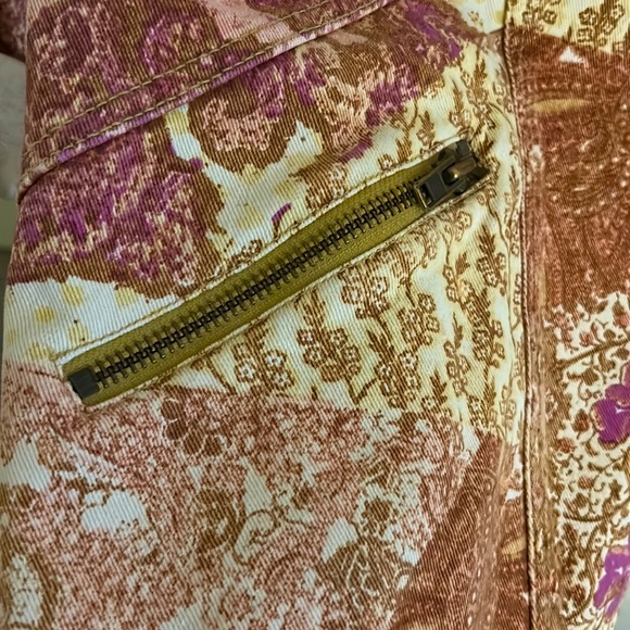 Free People pink bandana printed oversized denim jacket in Small - Picture 4 of 5